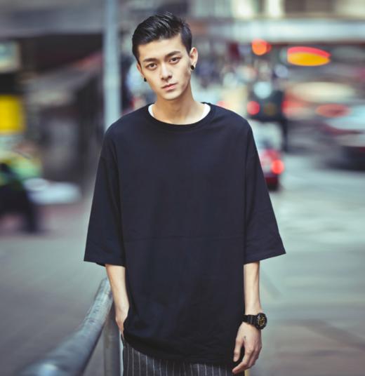 【服饰鞋包】男装夏季纯色男式五分袖t恤 夜店男士中长款宽松短袖 商品图1