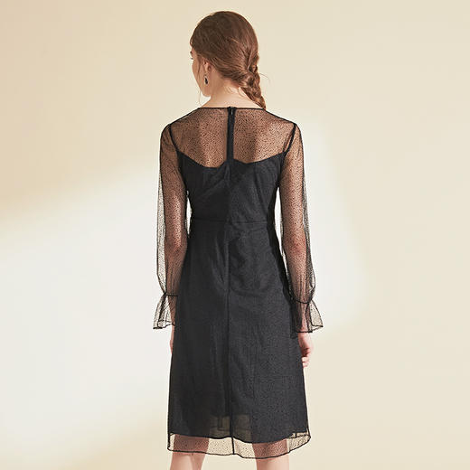 EITIE爱特爱女装夏季新品透视薄纱荷叶袖时尚小黑色连衣裙薄5977621 商品图3