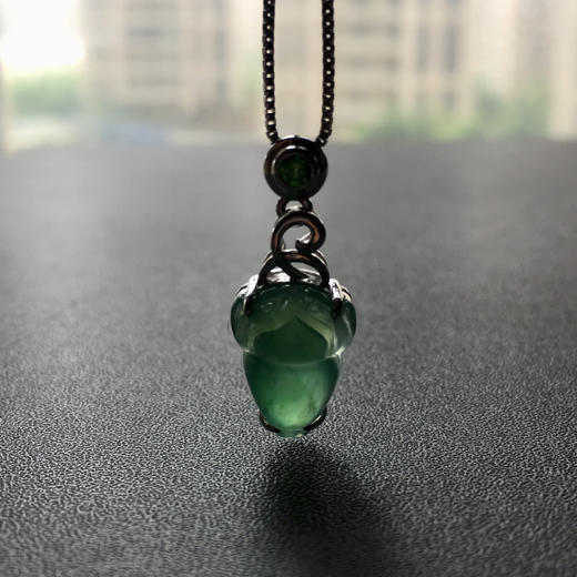 高冰种晴水绿翡翠金蟾18k白金镶嵌 商品图6