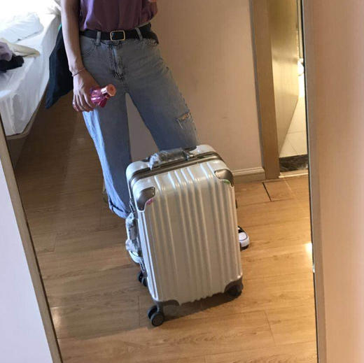 高颜值67年品牌皇冠CROWN 正品旅行箱 商品图9