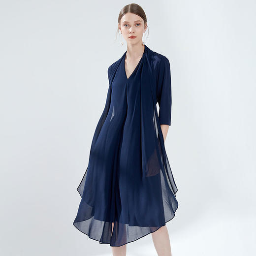 EITIE爱特爱女装夏季新品V领收腰显瘦飘带轻薄雪纺连衣裙长款5907691 商品图2