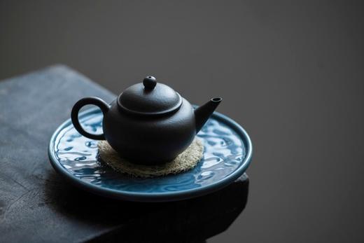 茶道配件-壶承-陶瓷圆形雕刻祥云壶承（2个起批，单拍不发货） 商品图1