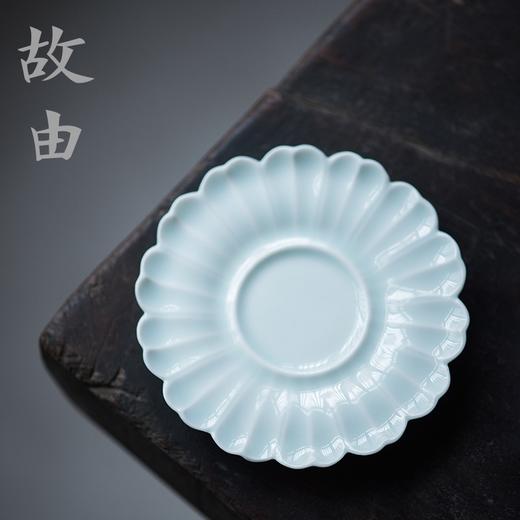 茶道配件-杯垫-陶瓷莲花雕刻杯垫（此杯2个起批，单买不发货） 商品图0