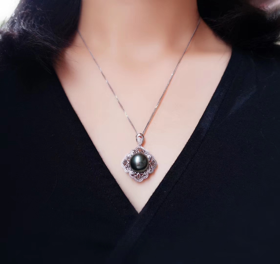 定制大溪地黑珍珠吊坠