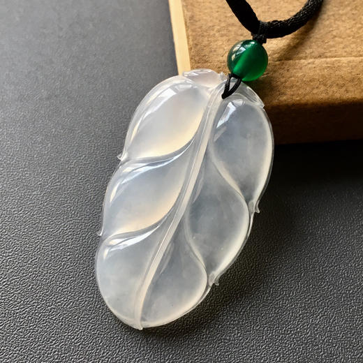 冰种翡翠大叶子 商品图3