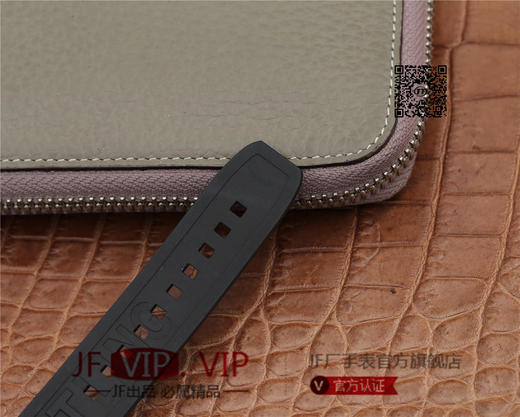 GM百年灵SUPEROCEAN42超级海洋42腕表系列海洋42腕表（Superocean42）将绚丽色彩大胆运用在分钟刻度斜角内圈, 商品图9