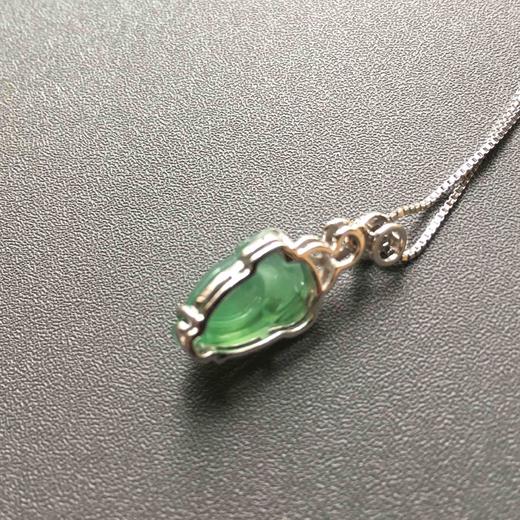 高冰种晴水绿翡翠金蟾18k白金镶嵌 商品图4