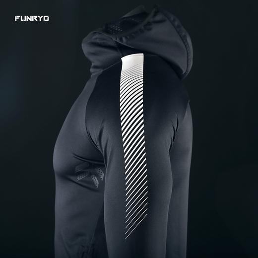 FUNRYO蜂锐自然之力系列鲨鱼皮长袖训练风雨帽衫 商品图1