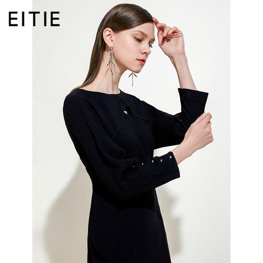 EITIE爱特爱女装春夏季钉珠收腰开衩赫本风优雅小黑色连衣裙5907644 商品图0