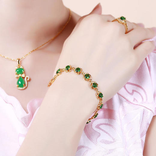 爆款回归！现货直发手慢无！气质百搭复古人造宝石手链XP-AB7110201 商品图0