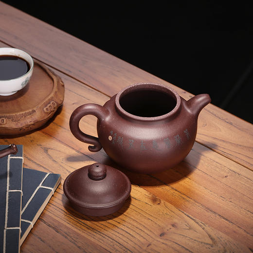 【莲子】 作者：  冯娟（制壶）  褚萍（泥绘）泥料：原矿紫泥 容量：300cc 商品图3