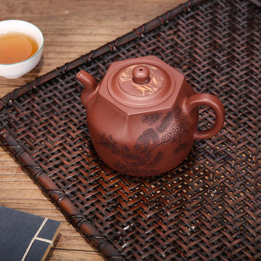 【锦玉六方】 泥料：原矿紫泥  容量：300cc  作者：高潮龙（工艺美术师） 商品图2