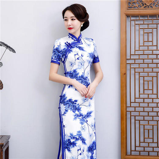 2019夏季新款改良宽边青花瓷长款旗袍gx-100052
