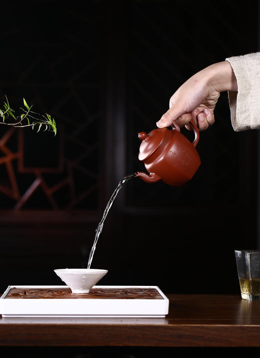 【六方宫灯】 作者：孙文山  泥料：大红袍 容量：280cc 商品图4