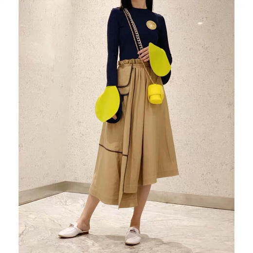 浅驼色不对称半裙9062202