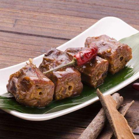 【久久鸭脖】110g/2袋，甜辣味鸭脖，开袋即食。 商品图0