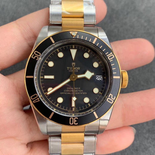 ZF出品 新款间金帝舵 启承系列巴塞尔新品 
【表壳】腕表直径41mm。棱角分明，阳刚大气。从使用CNC数控机床切割铸胚到成形 商品图0