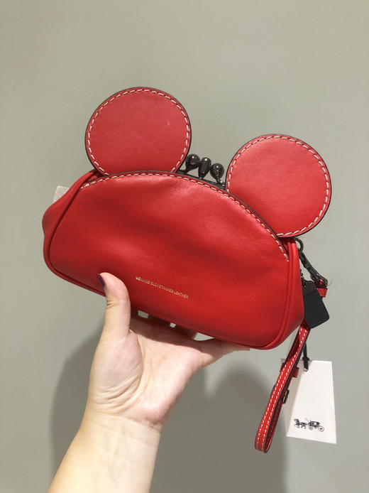 全球限量首发！Disney和Coach联名专柜款小号红色米奇包包 商品图1