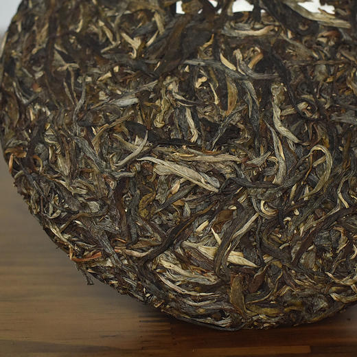 彩农茶｜老曼峨2018头春古树纯料青饼 商品图3