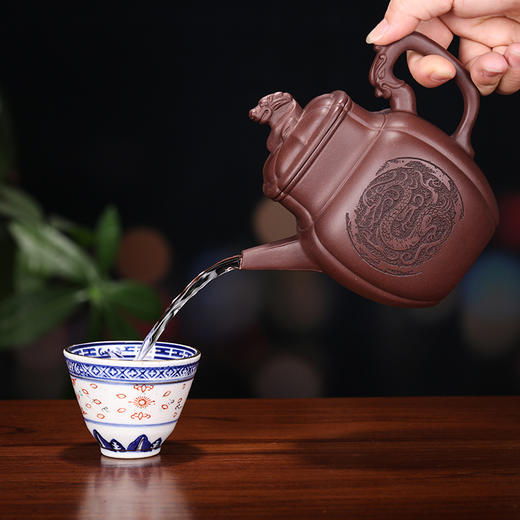 【龙行四方】 原矿底槽清 520cc 篆刻奇才 程文兵 造型古朴浑厚，精美动人 商品图4