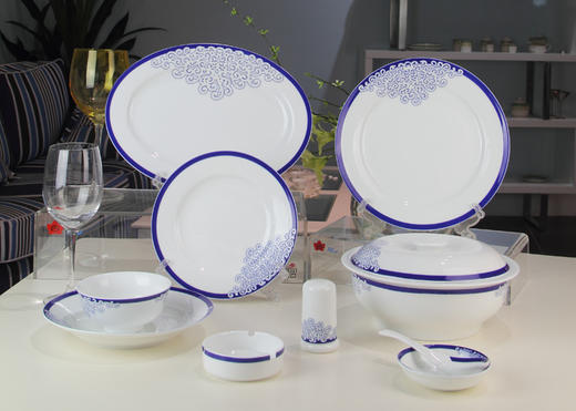 景德镇陶瓷 国瓷红叶 56头蓝韵中餐具 商品图0