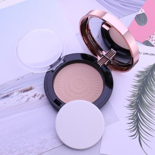 美妆个护黑色闪耀钻石粉饼持久控油干湿两用3色
