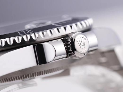 V9劳力士绿水鬼潜航者116610LV副本绿鬼 蓝色游丝3135机芯和904L钢，而且机芯的稳定性相当高，可选购Label Noir五珠表带 商品图7