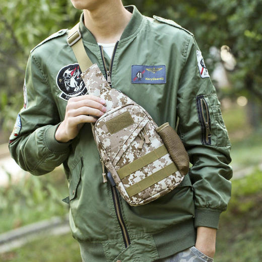 新款户外运动斜挎包男战术迷彩单肩包 商品图1