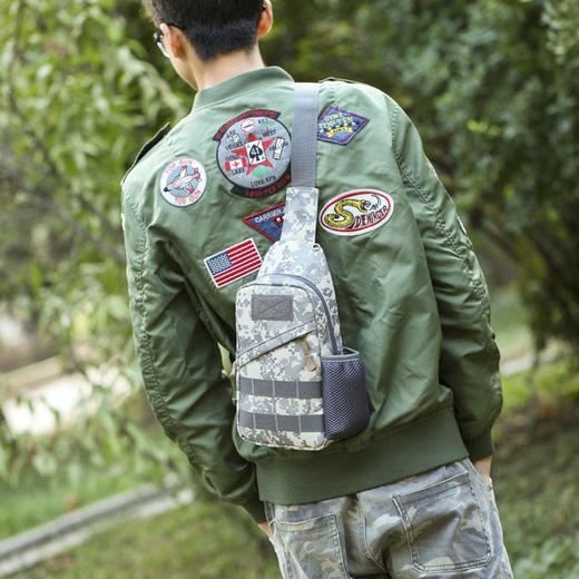 新款户外运动斜挎包男战术迷彩单肩包 商品图2