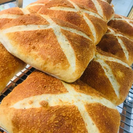 福袋欧包（约8:30出炉）鸡腿肉 玉米粒芝士夹心 商品图2