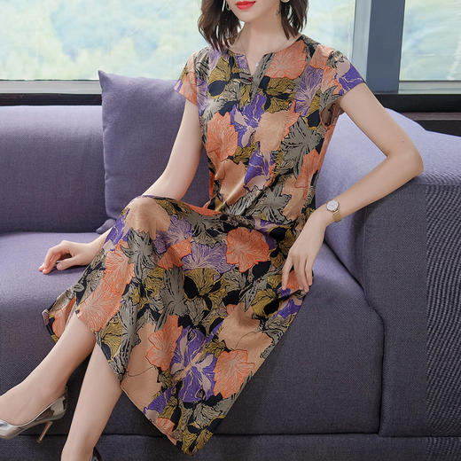 AHM krwl7581妈妈仿真丝连衣裙印花中长款 商品图4
