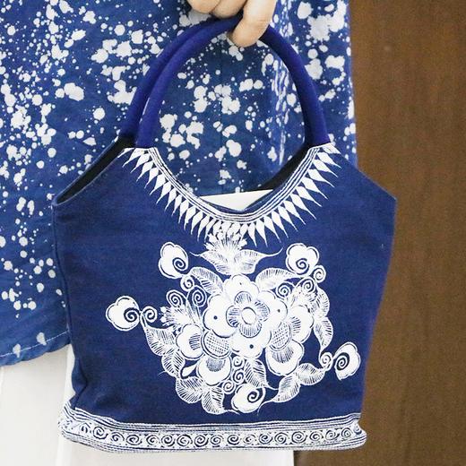 73009蜡妹蜡染扎染蜡染特色手提土布包缝纫精细绣花别致