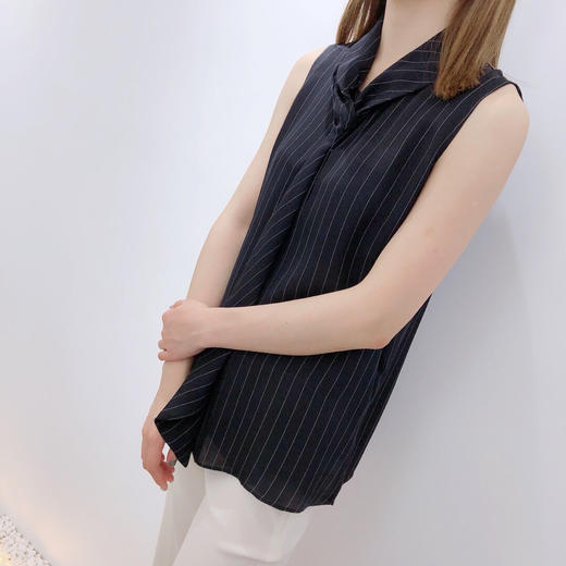 TH服装的简单介绍 TH服装的简单

先容
（服饰先行） 服装