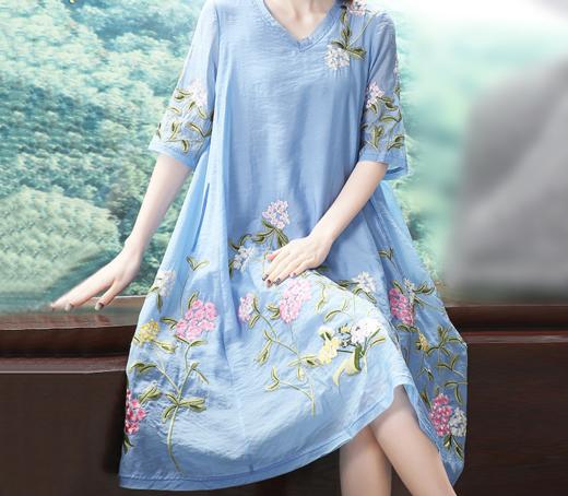 WJM-9732新款中国风改良V领刺绣宽松显瘦连衣裙 TZW 商品图2