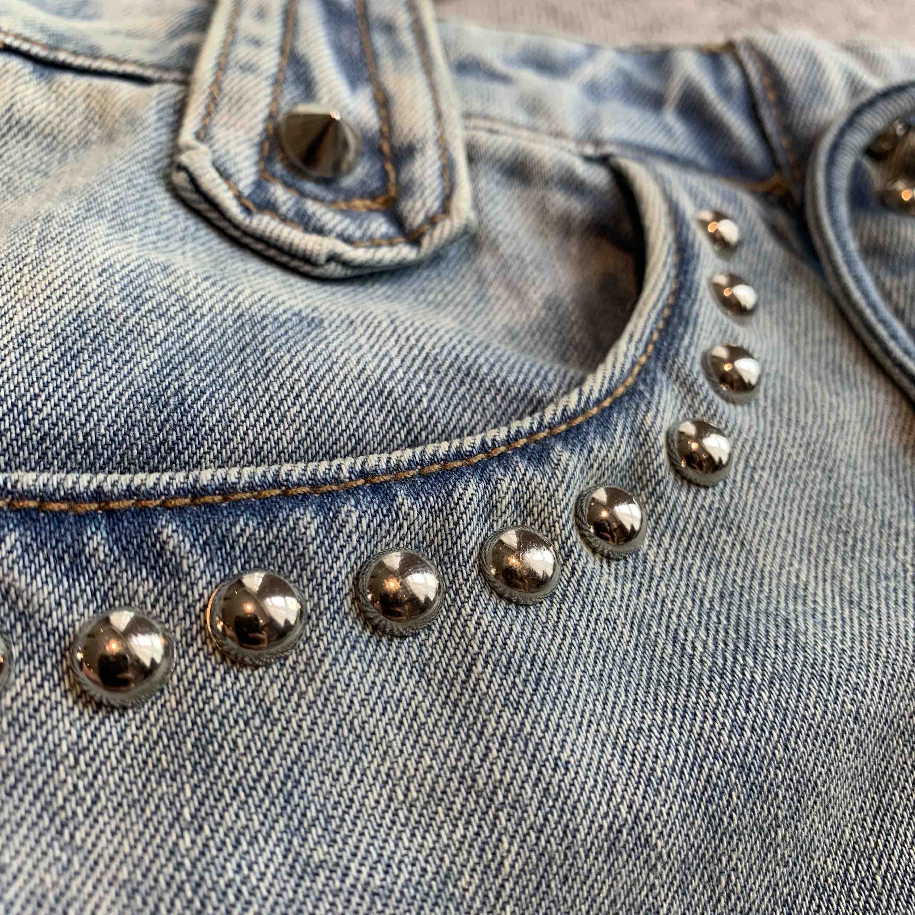 现货,超级时髦哒~miu神的铆钉阔腿9分做旧牛仔裤