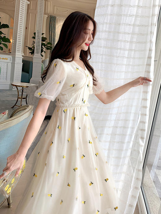 张心子很仙的连衣裙夏款显瘦2019夏装新款气质小清新网纱裙子女仙