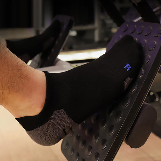 【买2送1】专业运动跑步袜，男女通用，防滑防臭超透气！ 商品图8