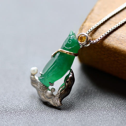 冰种阳绿翡翠企鹅18k白金钻石镶嵌18k白金钻石镶嵌 商品图2
