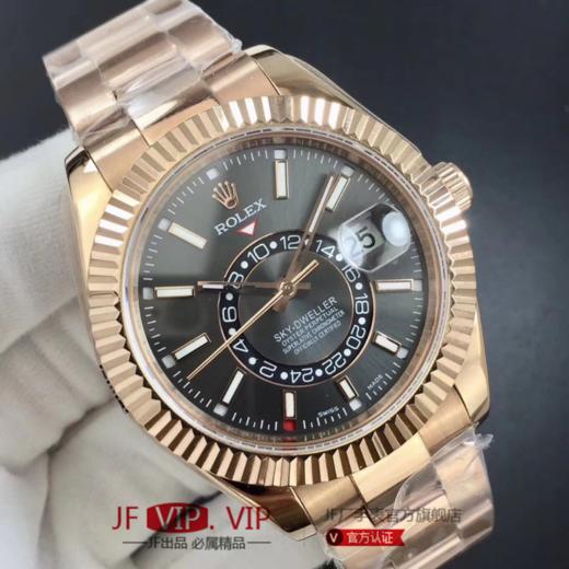 劳力士蚝式恒动SKY-DWELLER这款经典瞩目的腕表专为环球旅行人士而设计，不仅外观设计别开生面，而且是 精湛技术与简易操作的完美结合 商品图1