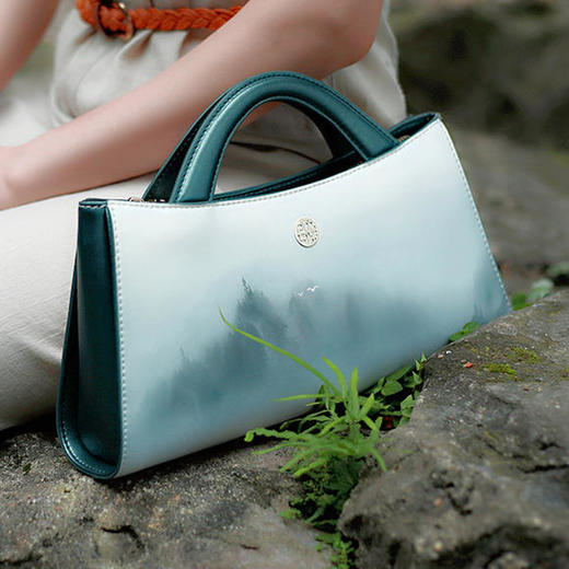 中国风山水印花，牛皮女包TX120115 商品图0
