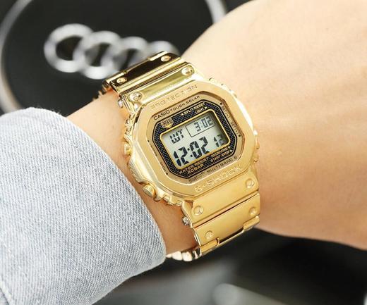 卡西欧抬手灯金属方块电波男表