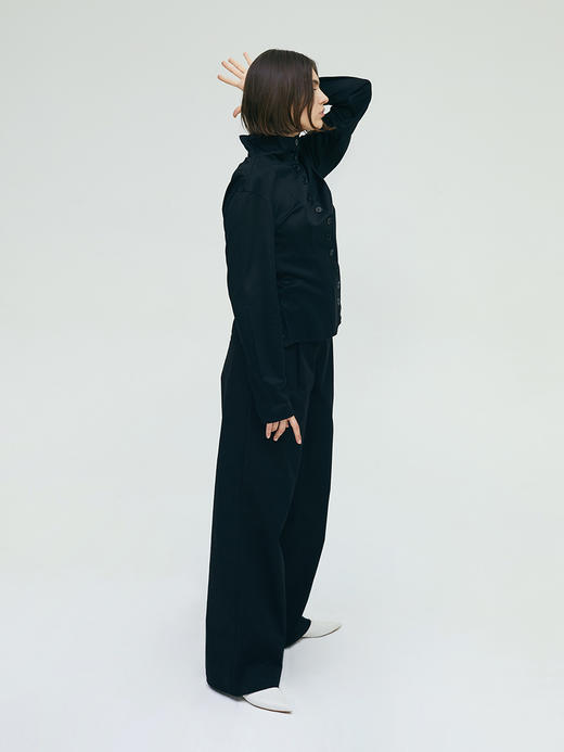 HIDEMI 设计感黑色纽扣上衣 商品图3