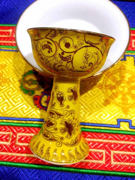 新品古法彩瓷尊胜描金护法杯整体高约11.5cm底杯直径11上面杯口径约6.3cm色泽明艳，耐看持久，不生锈不氧化 商品图5