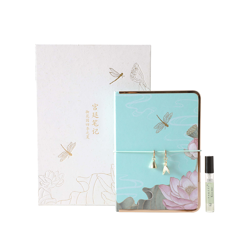 【宫里手账本】 夏日荷花香氛手帐本