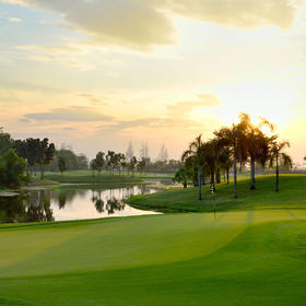 泰国曼谷莲花谷高尔夫球度假村 Lotus Valley Golf Resort  | 泰国高尔夫球场 俱乐部 | 曼谷高尔夫
