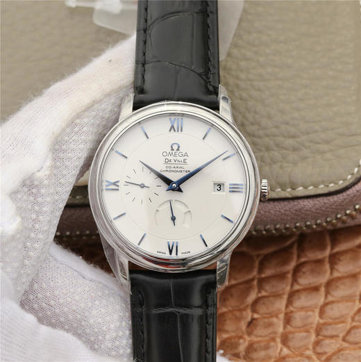 DV欧米茄最佳动显蝶飞，真动显，长储能版，正品开模 ，跟正品一致的功能，搭配2019年最新版欧米茄保修服务卡【五年版】包含经销商印鉴。【正副卡片编码 后盖编码 条形码 吊牌码，四码合一，绝不重复！】 商品图0