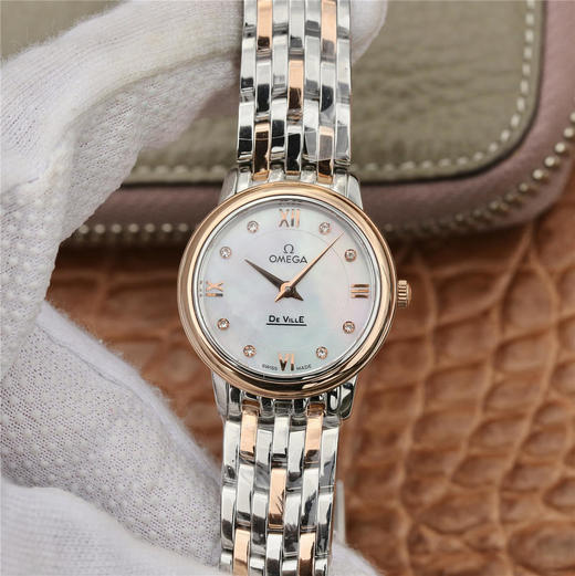 Vk欧米茄碟飞系列女款，工厂完美的诠释了雅致与华美 原版开模，历时1年半，表壳直径：27.4 。 商品图0