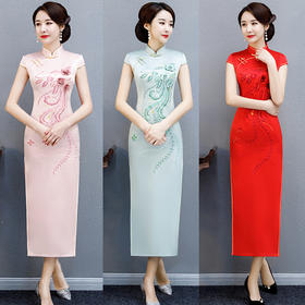 SKY 4011163改良绣花旗袍长款大码