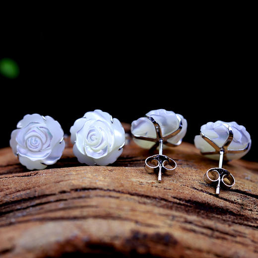 RPYP-ED030128新款简单时尚S925纯银女士雕花贝壳耳钉 TZW 商品图3