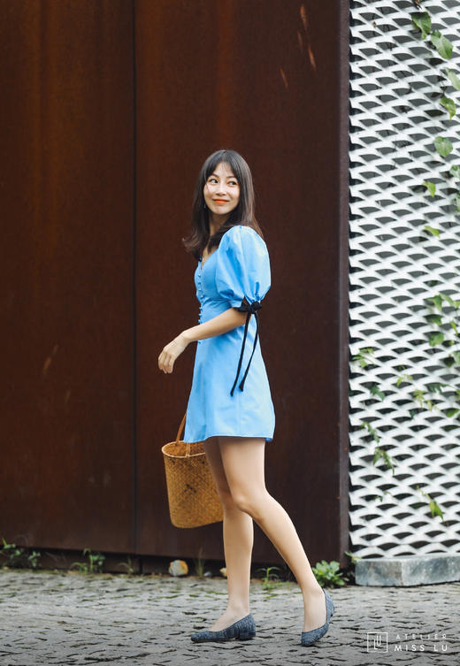 AtelierMissLu / Freda-海风蓝泡泡袖纽扣装饰连身裙 商品图6